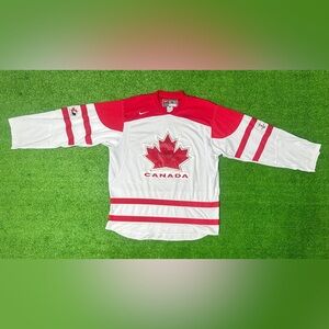 2010 Nike Team Canada Vancouver Olympic Hockey Jersey Men's Size Large